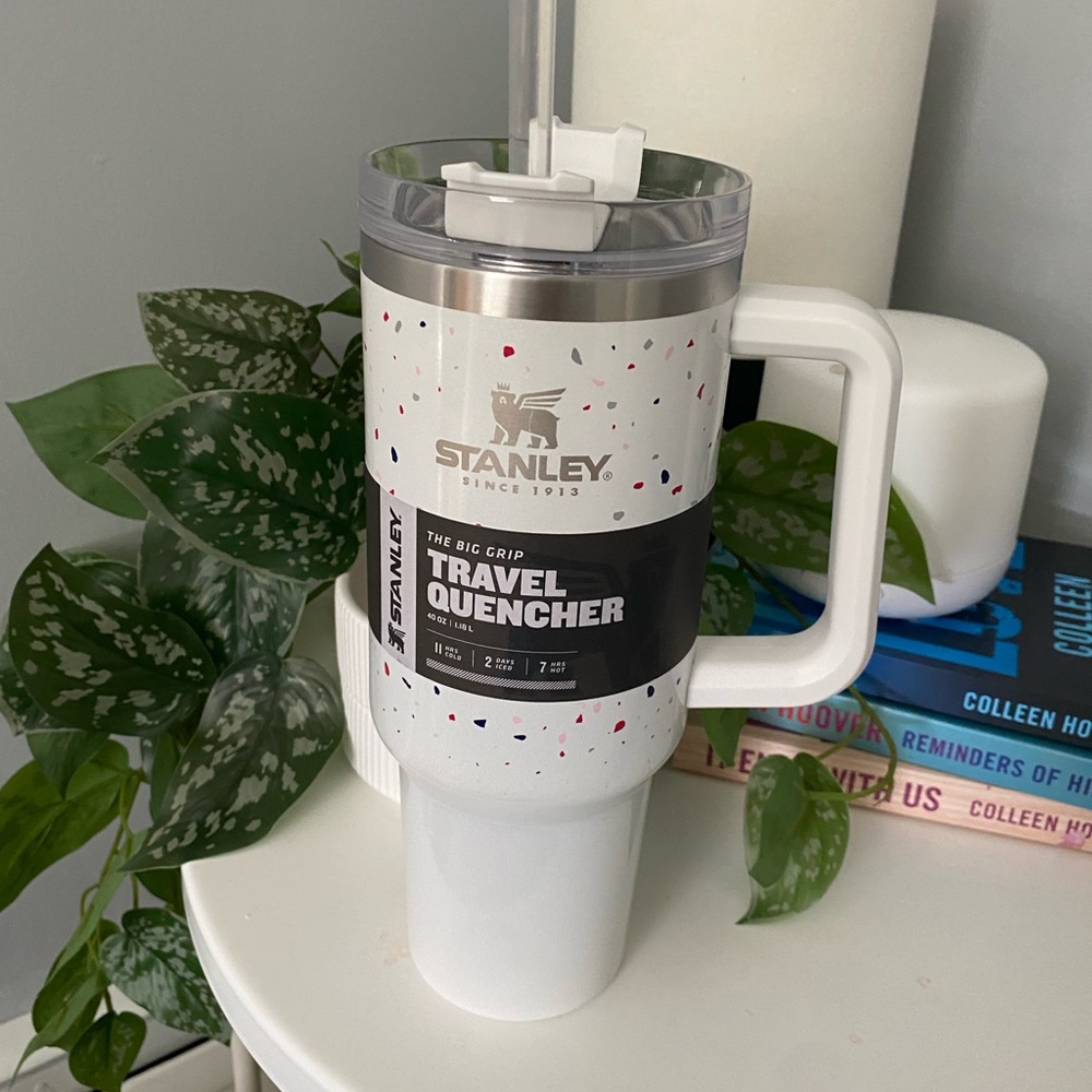 SALE !!! 40oz Stanley Cup